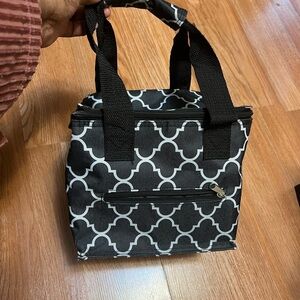 Black and White Patterned Women's Lunch Bag